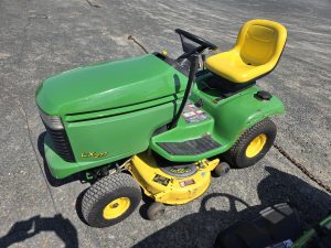 USED  John Deere LX277