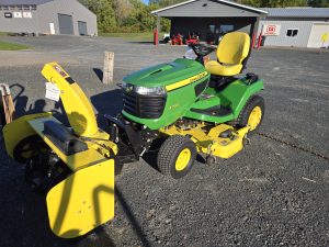 2018 JD X738 w/ 47 snowblower